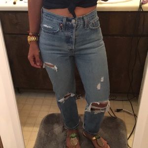 Levi’s wedgie straight crop jeans